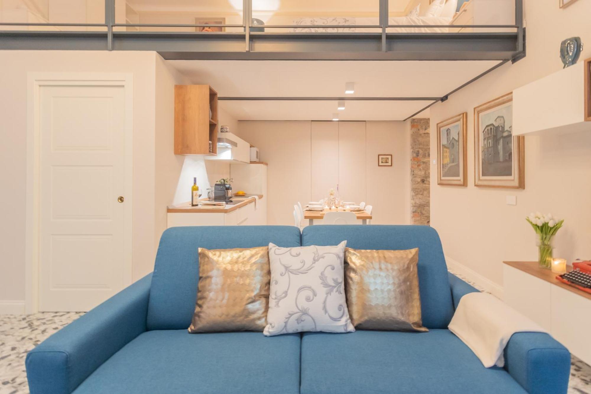 Cinque Giornate 70 Suites By Rent All โกโม ภายนอก รูปภาพ