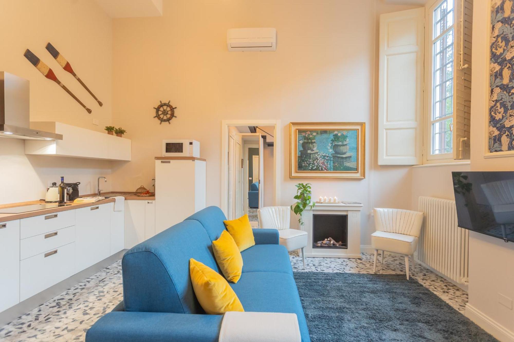 Cinque Giornate 70 Suites By Rent All โกโม ภายนอก รูปภาพ