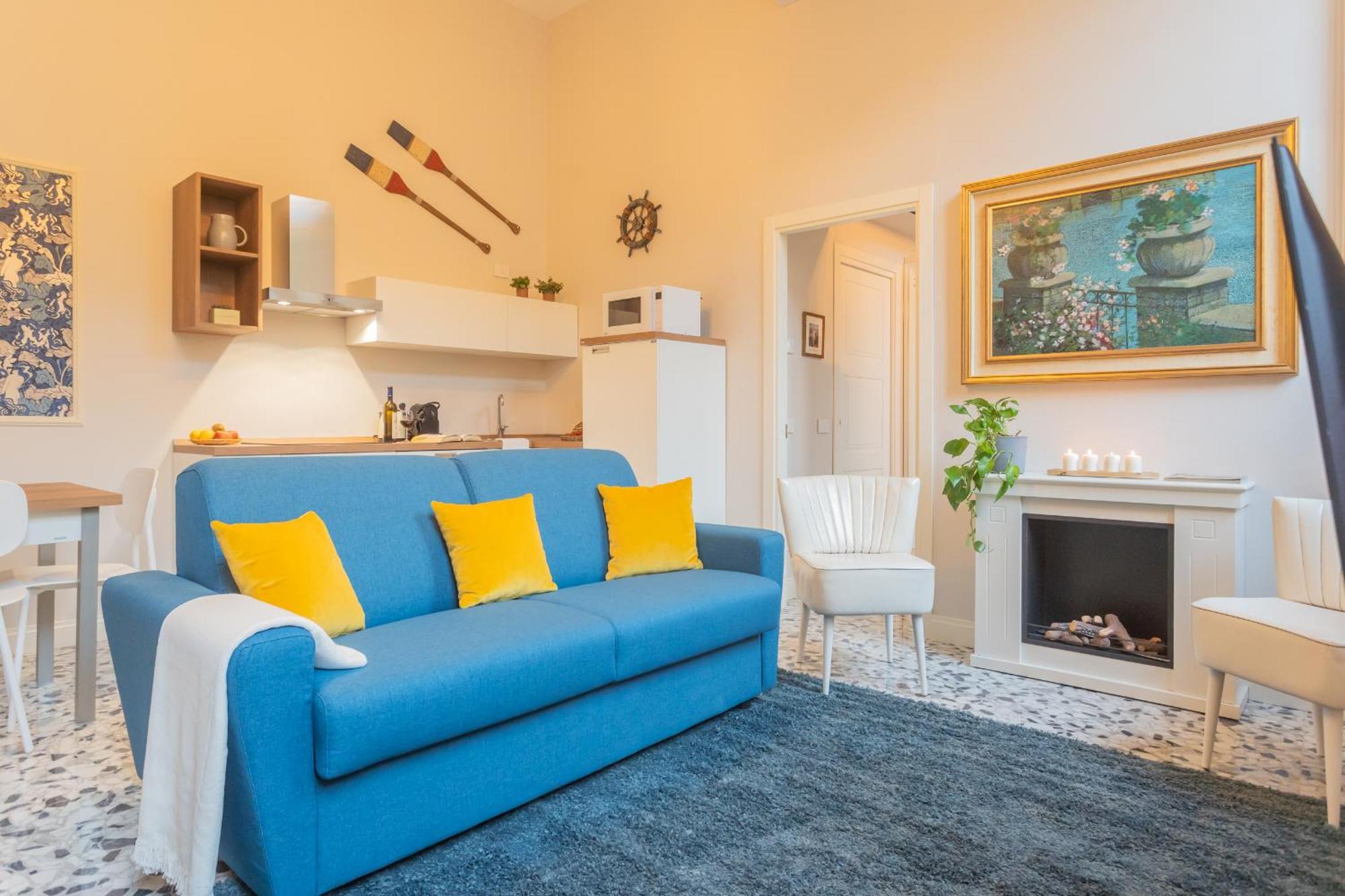 Cinque Giornate 70 Suites By Rent All โกโม ภายนอก รูปภาพ