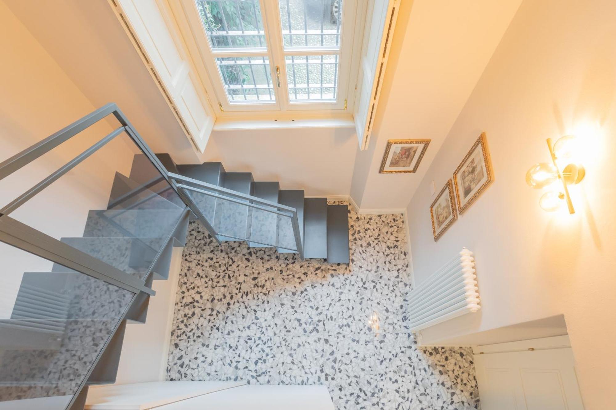 Cinque Giornate 70 Suites By Rent All โกโม ภายนอก รูปภาพ